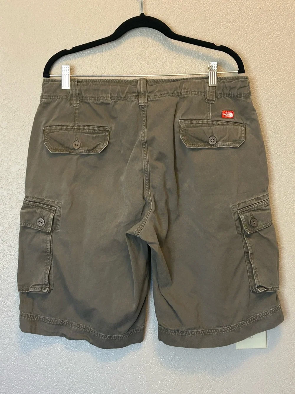 The North Face Cargo Shorts Mens 34x11 Green Cotton Outdoors Hiking Camp Utility